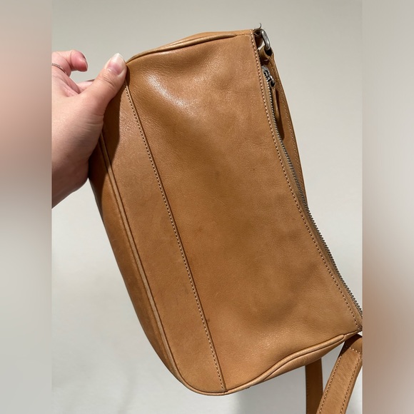 Vintage Hamptons Leather Demi in Brown - Picture 6 of 7